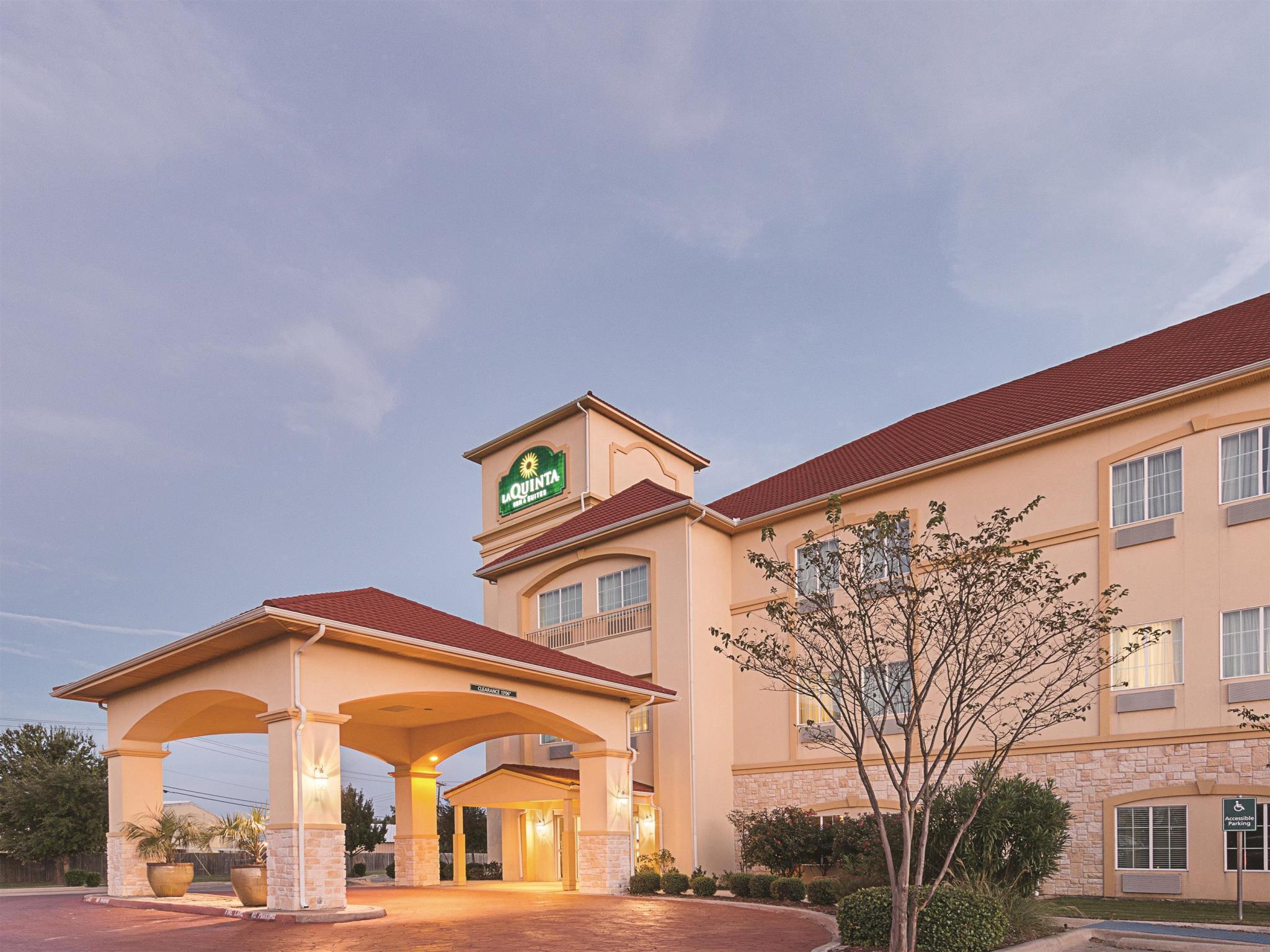 La Quinta By Wyndham Waxahachie Hotel Ngoại thất bức ảnh
