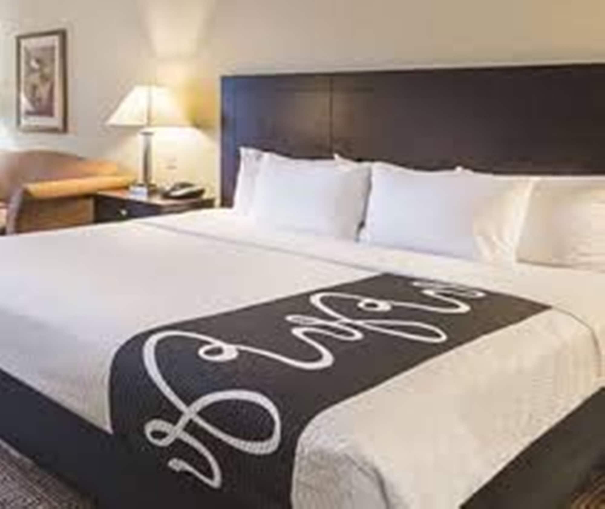 La Quinta By Wyndham Waxahachie Hotel Ngoại thất bức ảnh